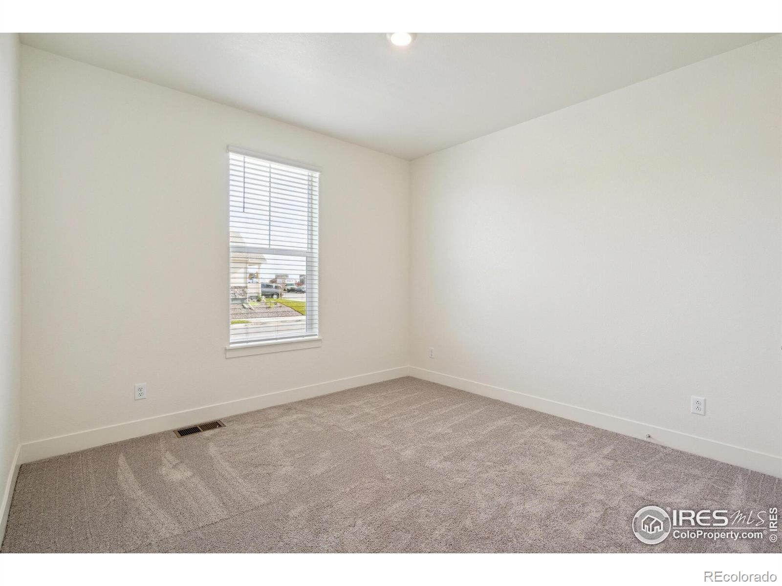 MLS Image #4 for 1884  sawtooth mountain drive,berthoud, Colorado