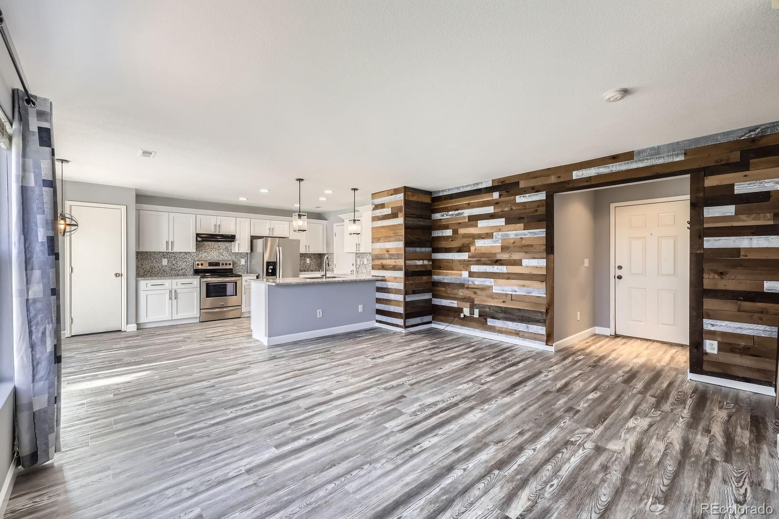 MLS Image #3 for 9605  elk mountain circle,littleton, Colorado