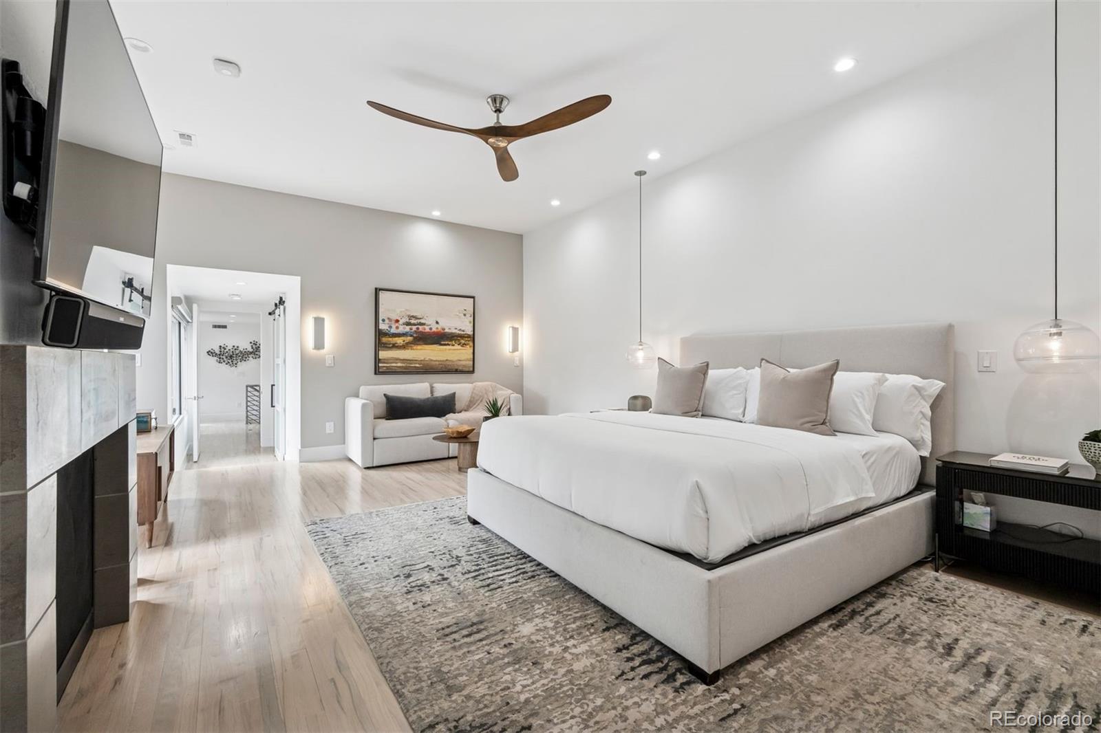 MLS Image #19 for 512  cook street,denver, Colorado
