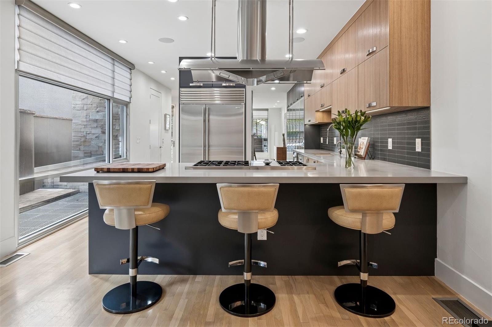 MLS Image #7 for 512  cook street,denver, Colorado