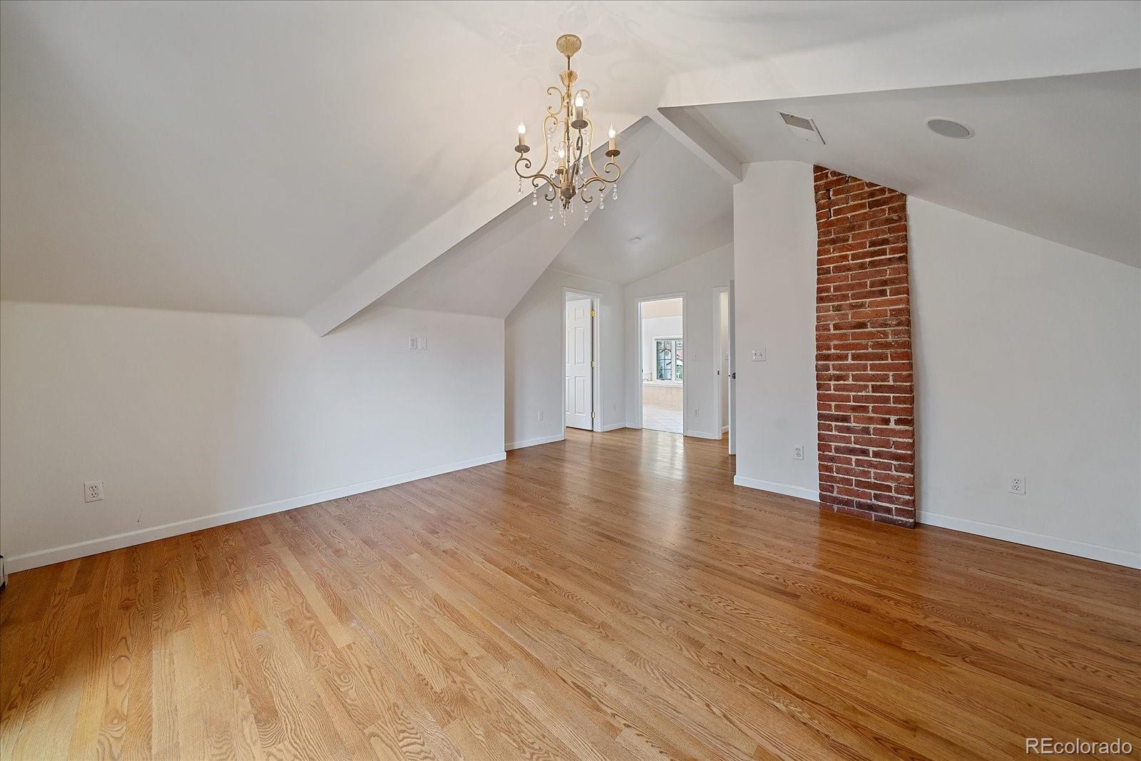 MLS Image #17 for 371  birch street,denver, Colorado