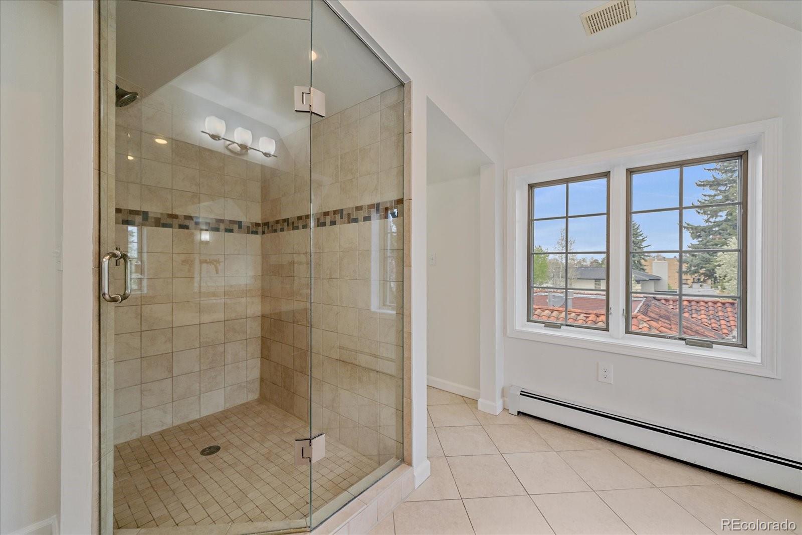MLS Image #19 for 371  birch street,denver, Colorado