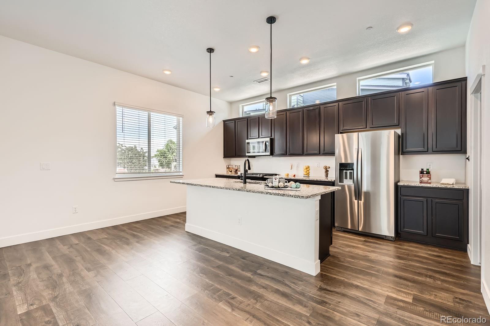 MLS Image #6 for 6791  navajo court,denver, Colorado