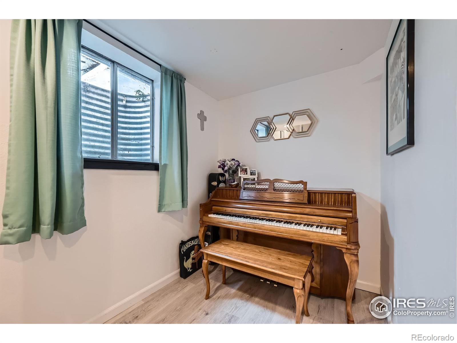 MLS Image #23 for 1222  atwood street,longmont, Colorado