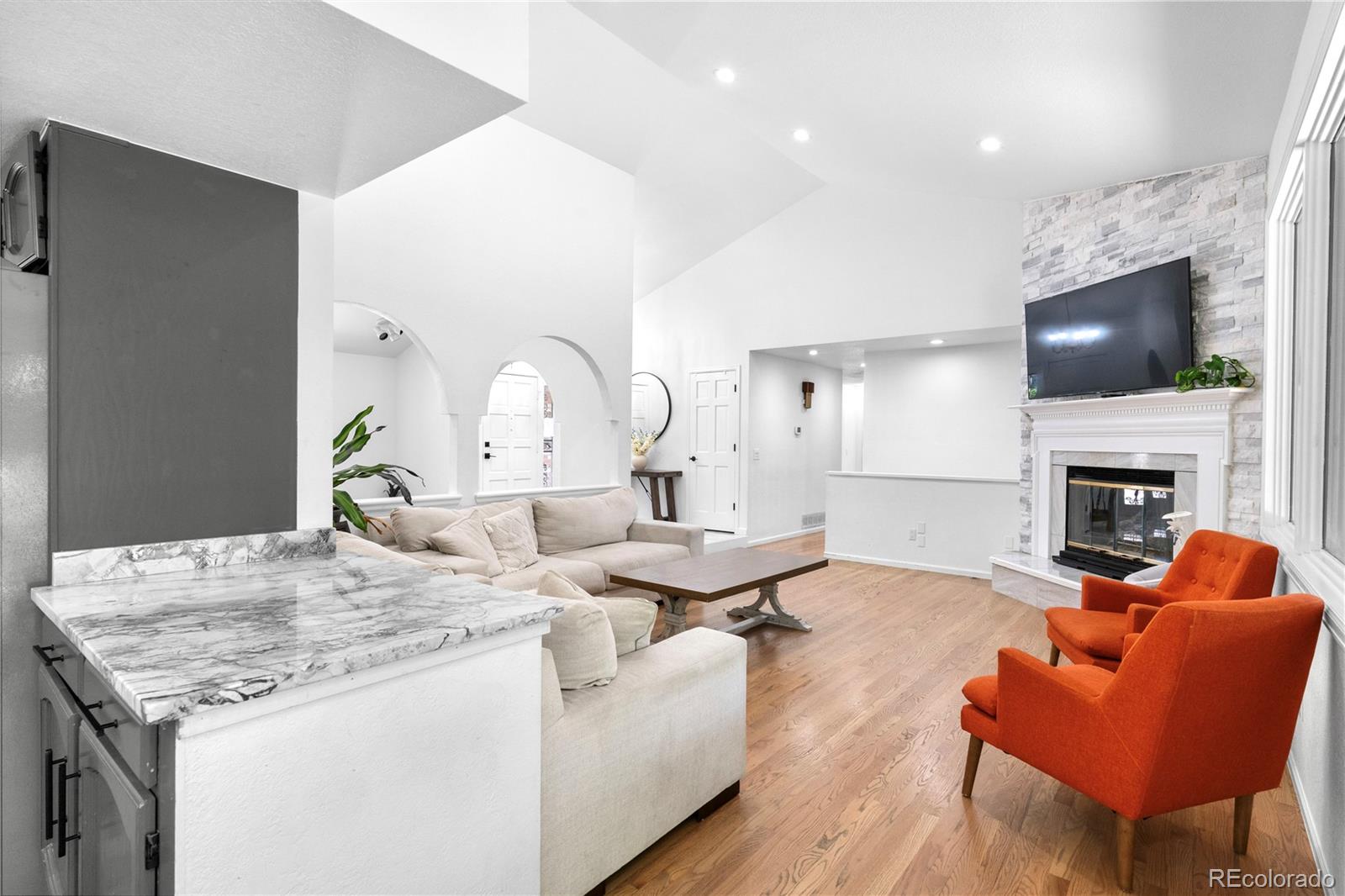 MLS Image #13 for 3253 s king way,denver, Colorado