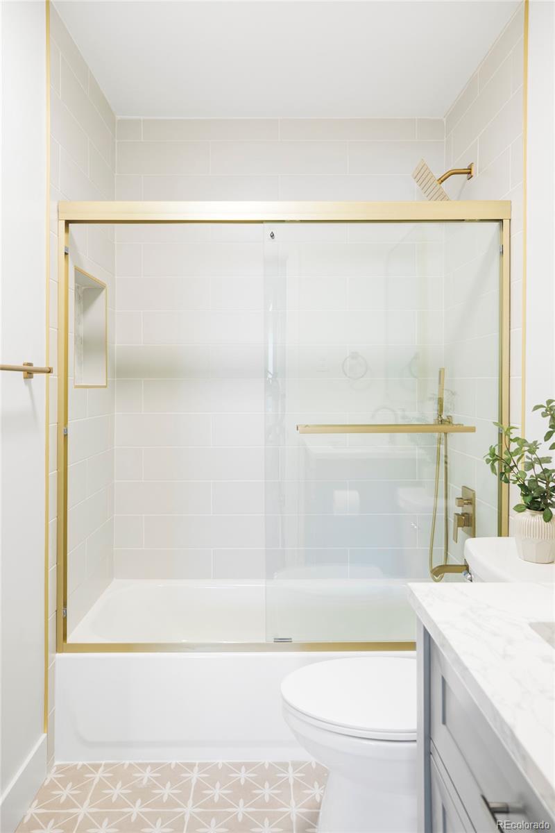 MLS Image #17 for 5648 e greenwood place,denver, Colorado