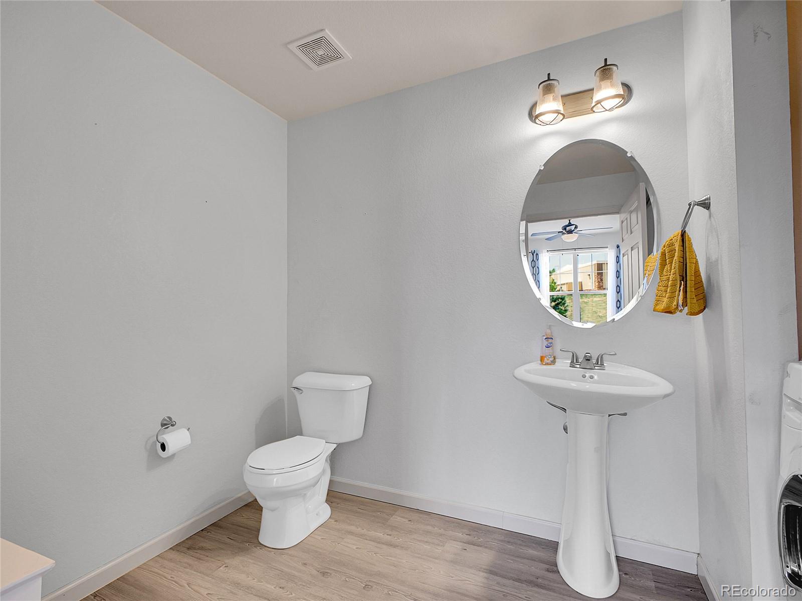 MLS Image #13 for 22898 e ottawa place,aurora, Colorado