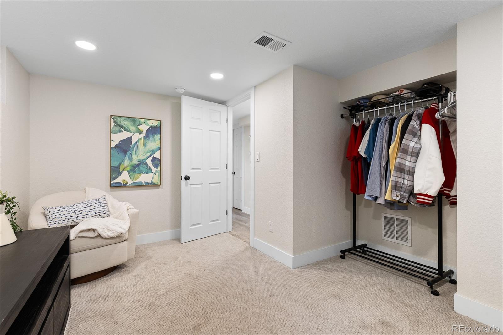 MLS Image #27 for 2050 s corona street,denver, Colorado