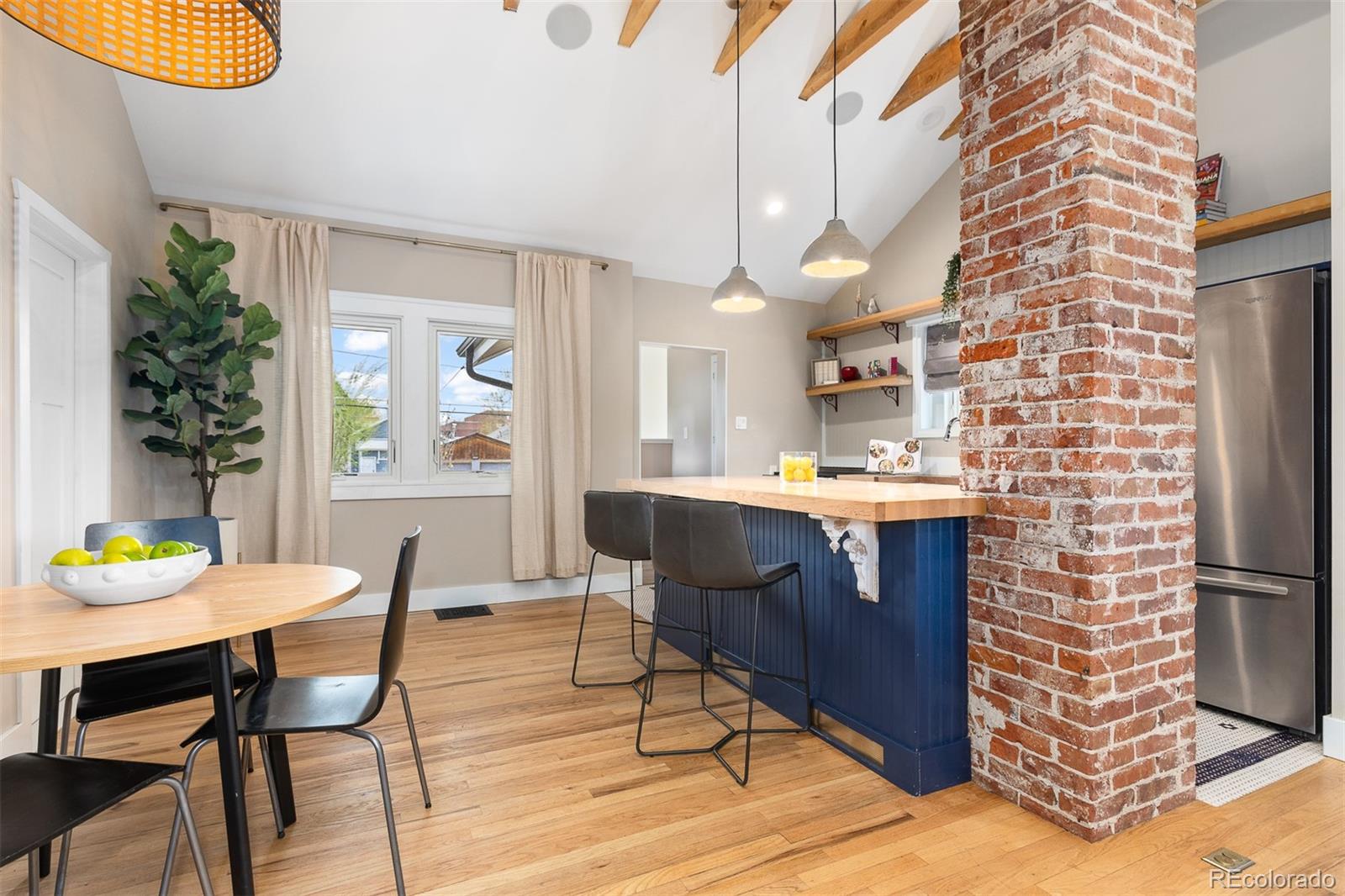 MLS Image #6 for 2050 s corona street,denver, Colorado