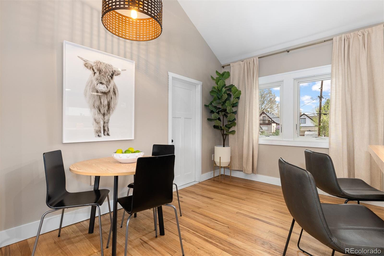 MLS Image #7 for 2050 s corona street,denver, Colorado