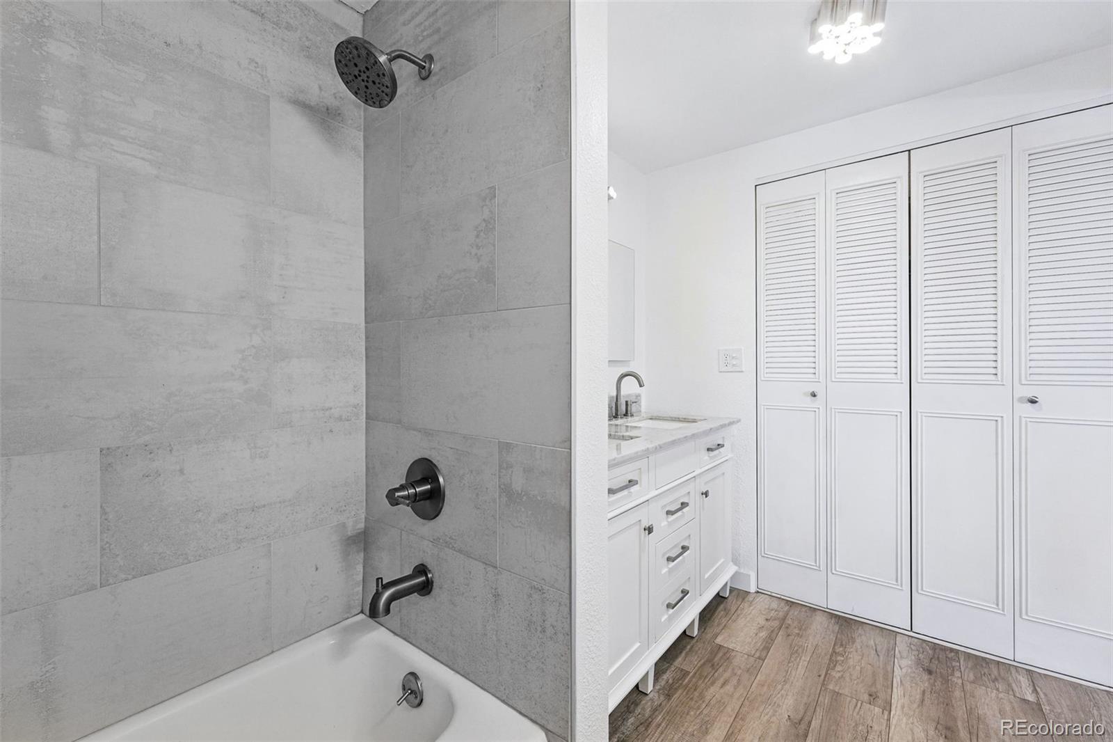 MLS Image #17 for 7877 e mississippi avenue,denver, Colorado