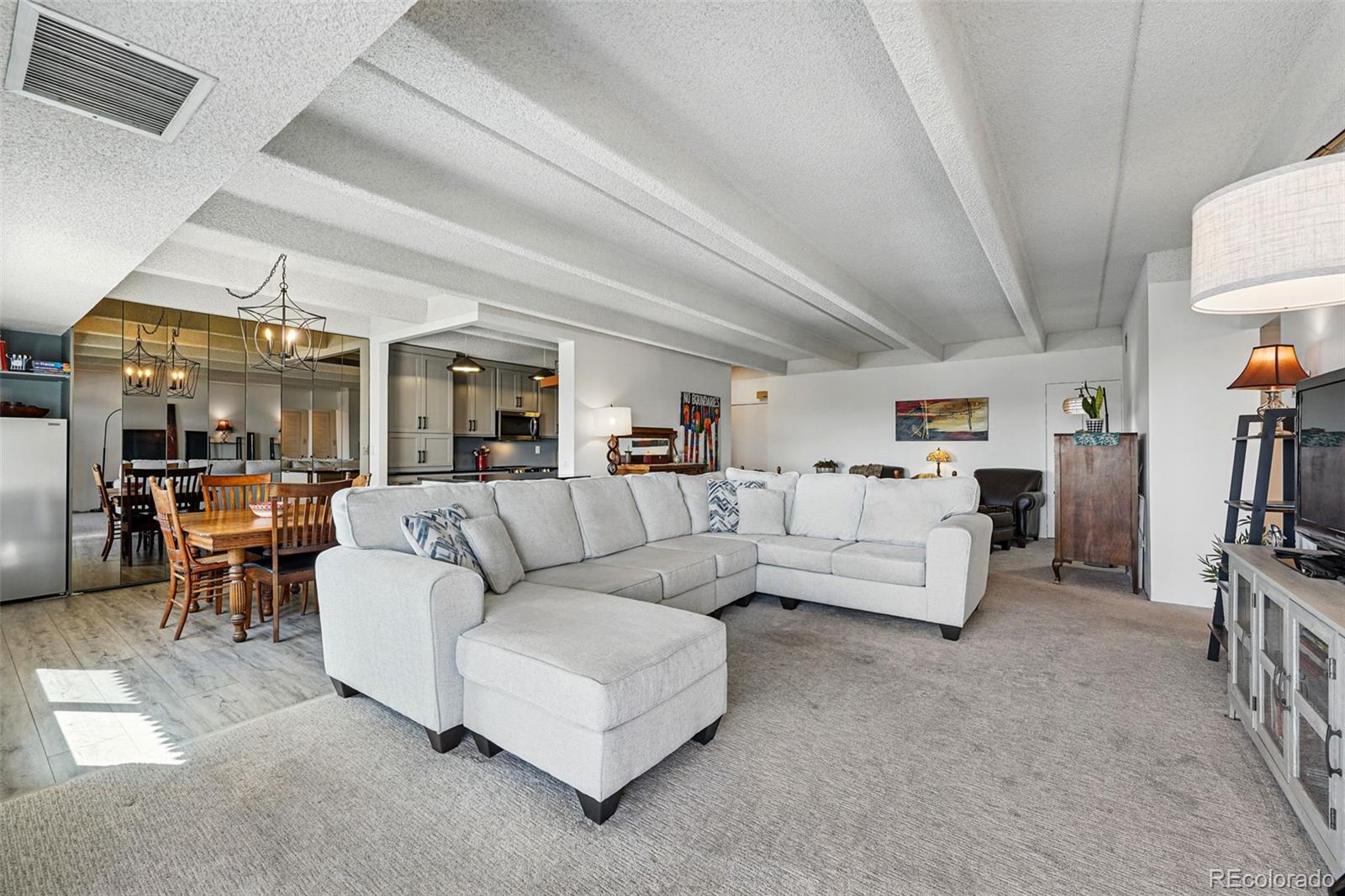 MLS Image #5 for 7877 e mississippi avenue,denver, Colorado
