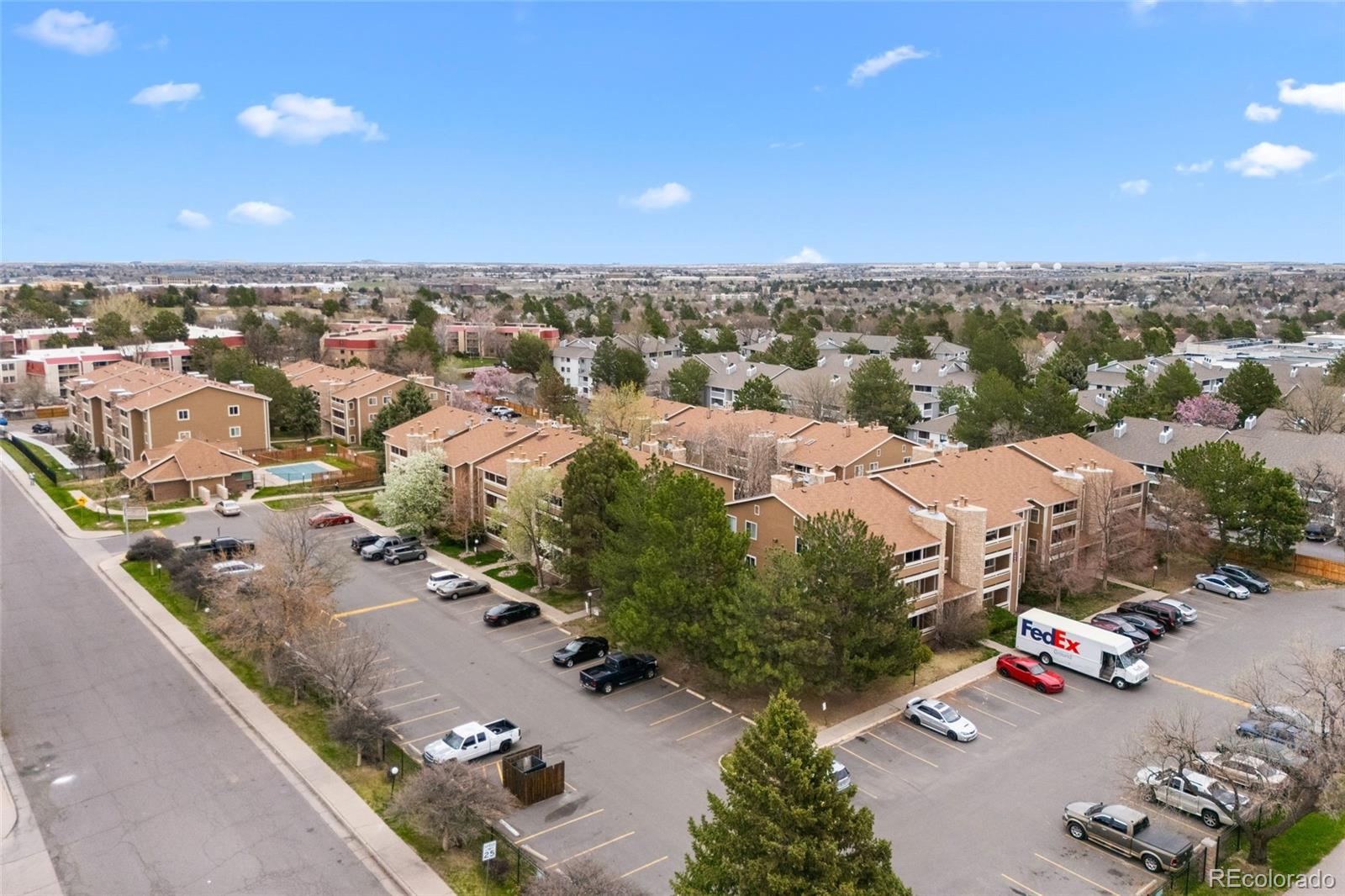 MLS Image #18 for 1074 s dearborn street,aurora, Colorado