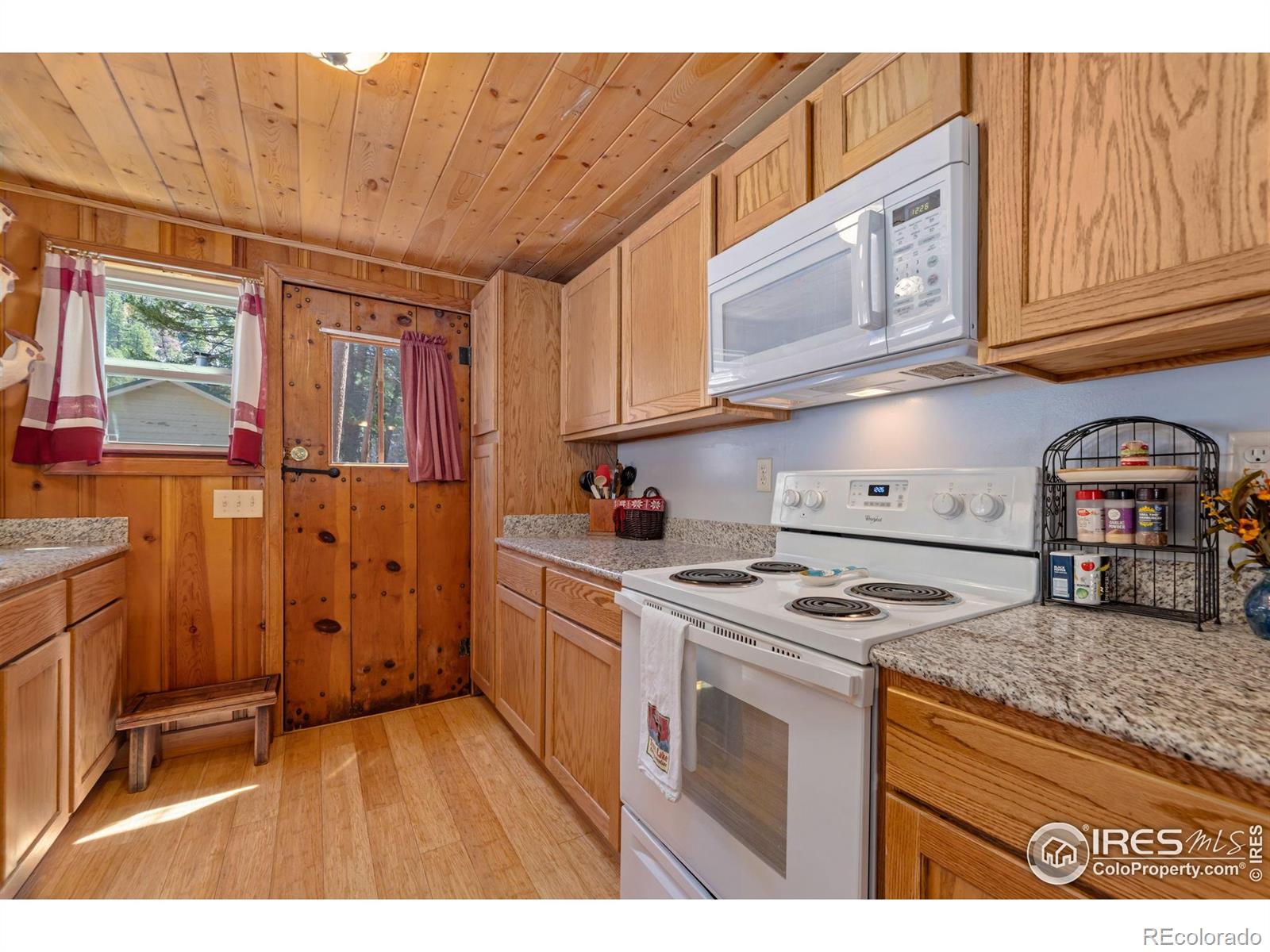 MLS Image #13 for 11  rainbow trout lane,drake, Colorado
