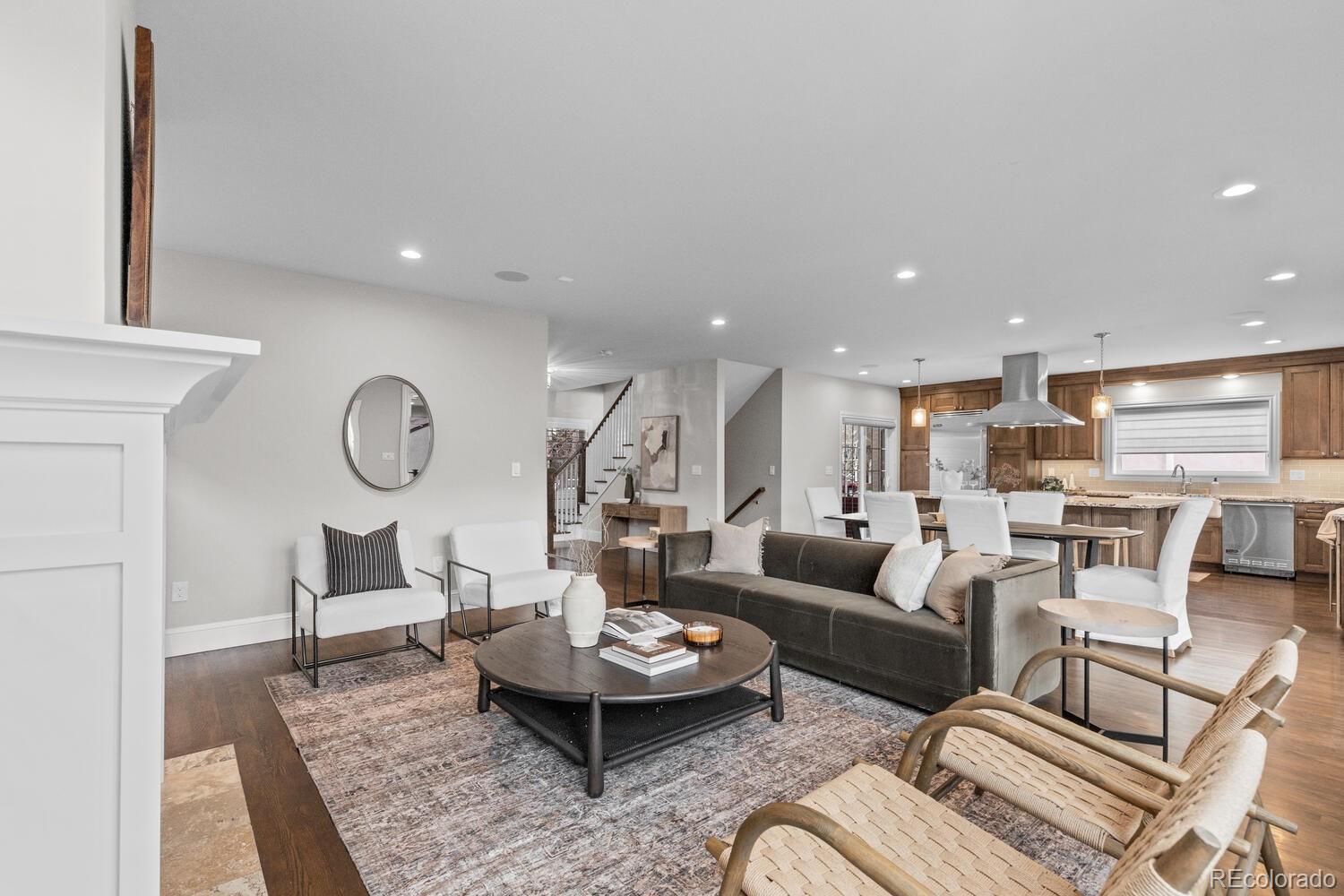 MLS Image #4 for 535 s gilpin street,denver, Colorado