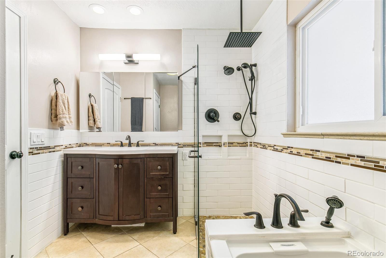 MLS Image #21 for 3005  richard allen court,denver, Colorado