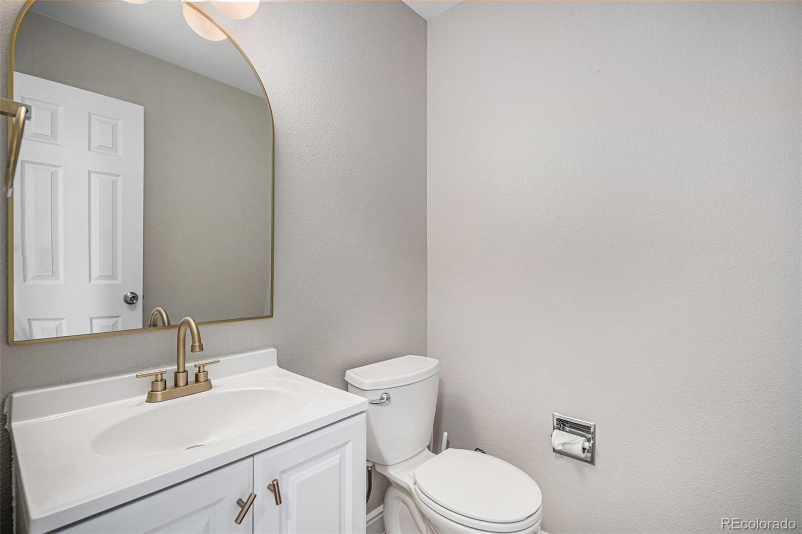 MLS Image #11 for 9195  anasazi indian trail,highlands ranch, Colorado