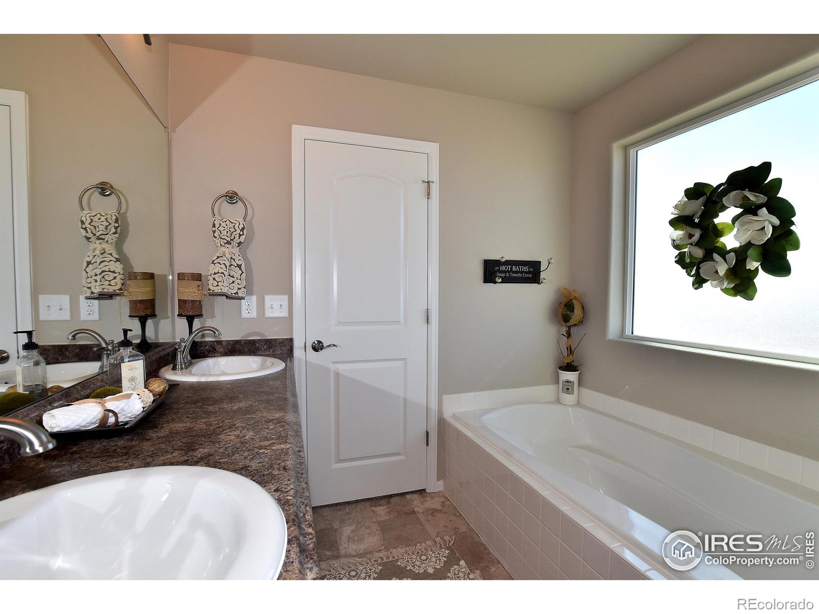 MLS Image #19 for 306  august lane,windsor, Colorado
