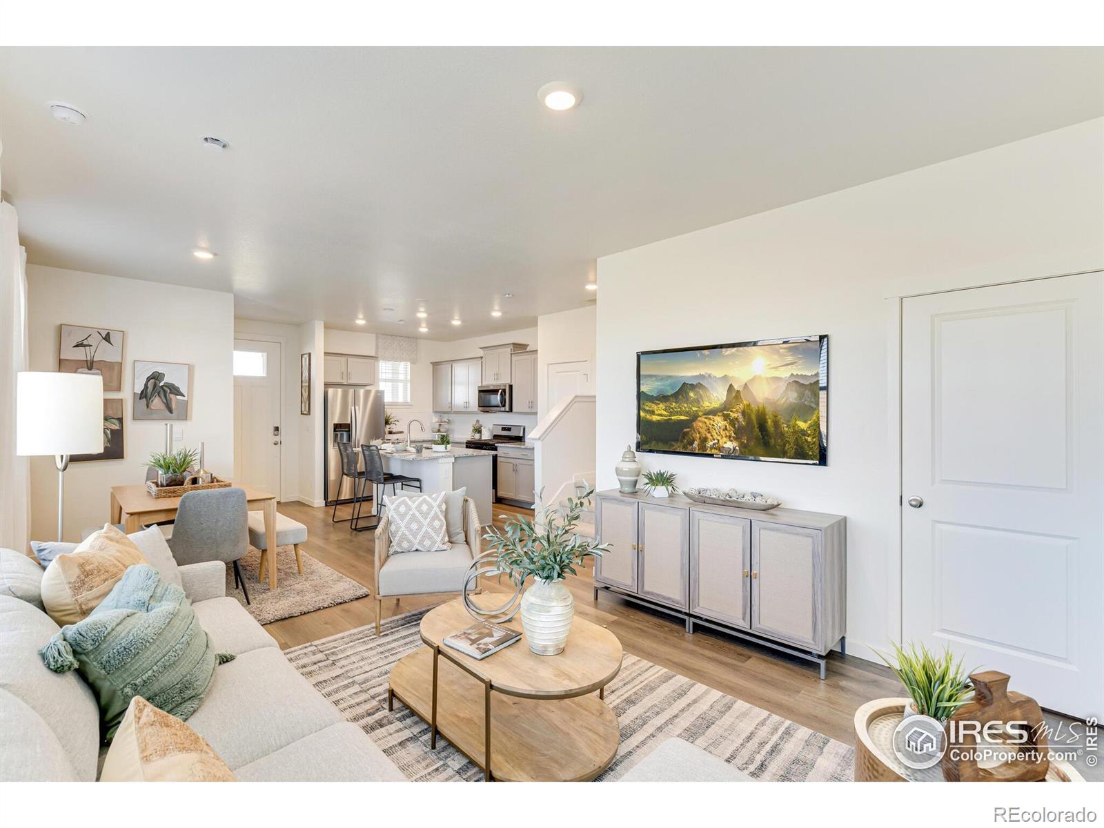 CMA Image for 1719  Floating Leaf Drive,Fort Collins, Colorado