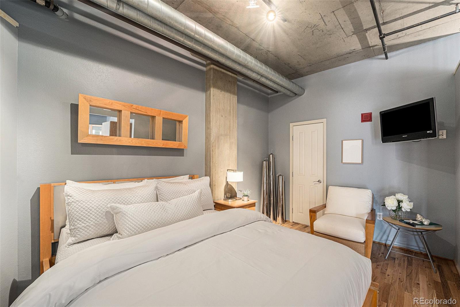 MLS Image #9 for 1499  blake street,denver, Colorado