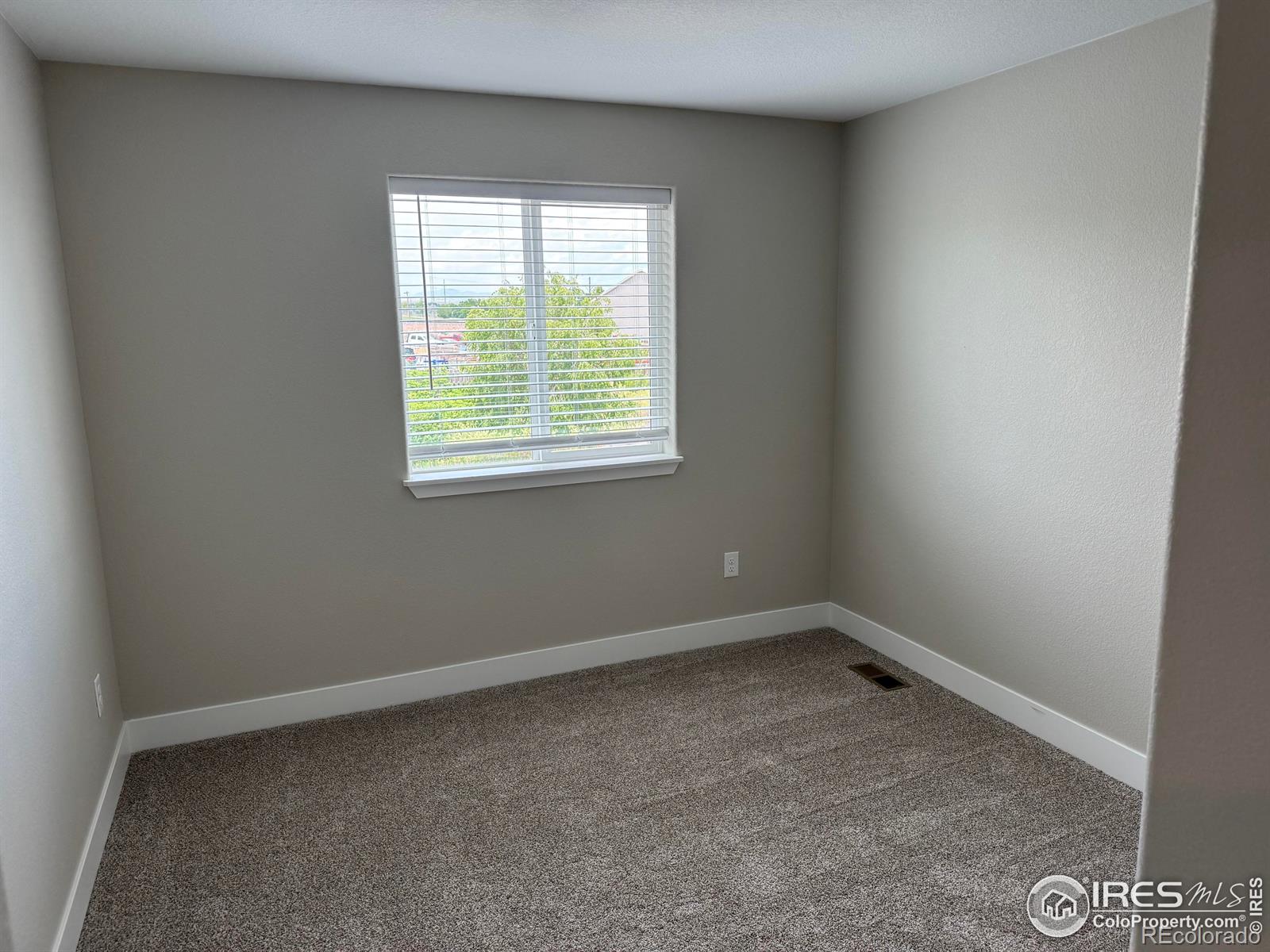 MLS Image #5 for 1687  valency drive,loveland, Colorado