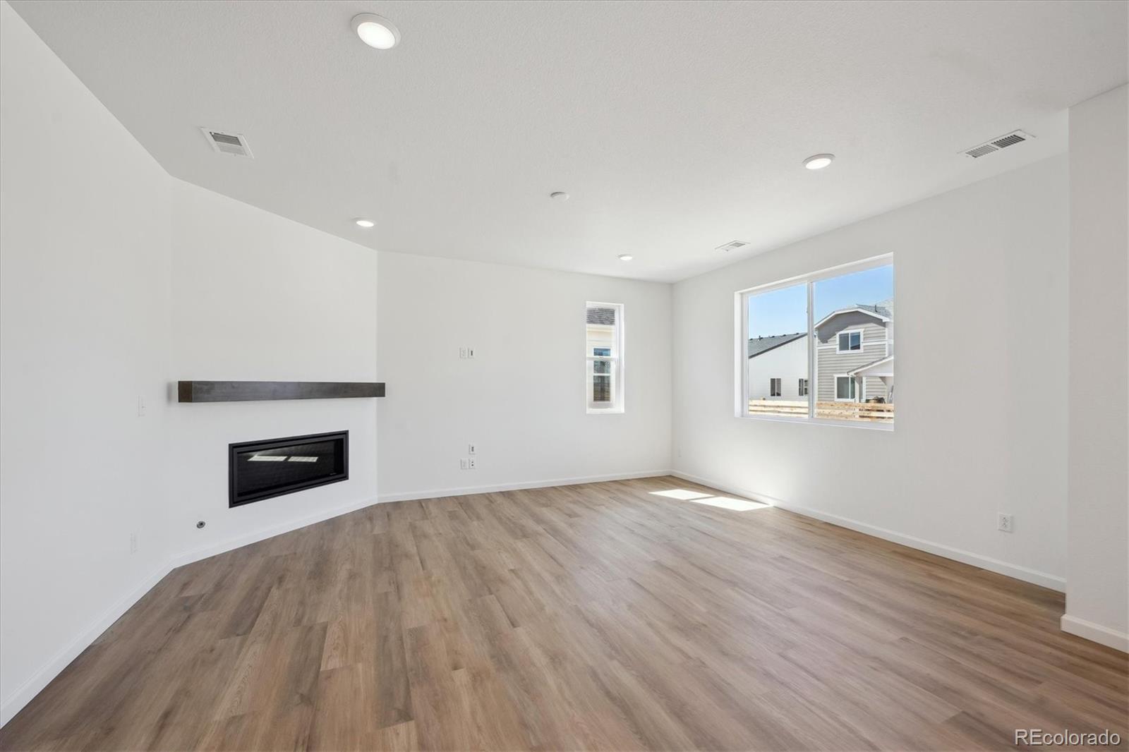 MLS Image #4 for 1331  rock cliff avenue,erie, Colorado