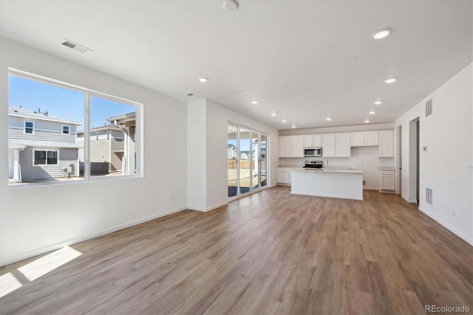 MLS Image #5 for 1331  rock cliff avenue,erie, Colorado