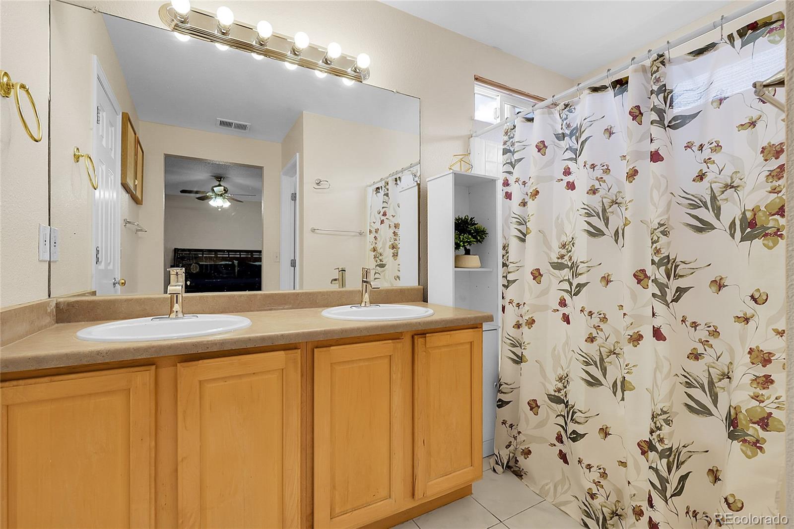 MLS Image #12 for 337  ivory circle,aurora, Colorado