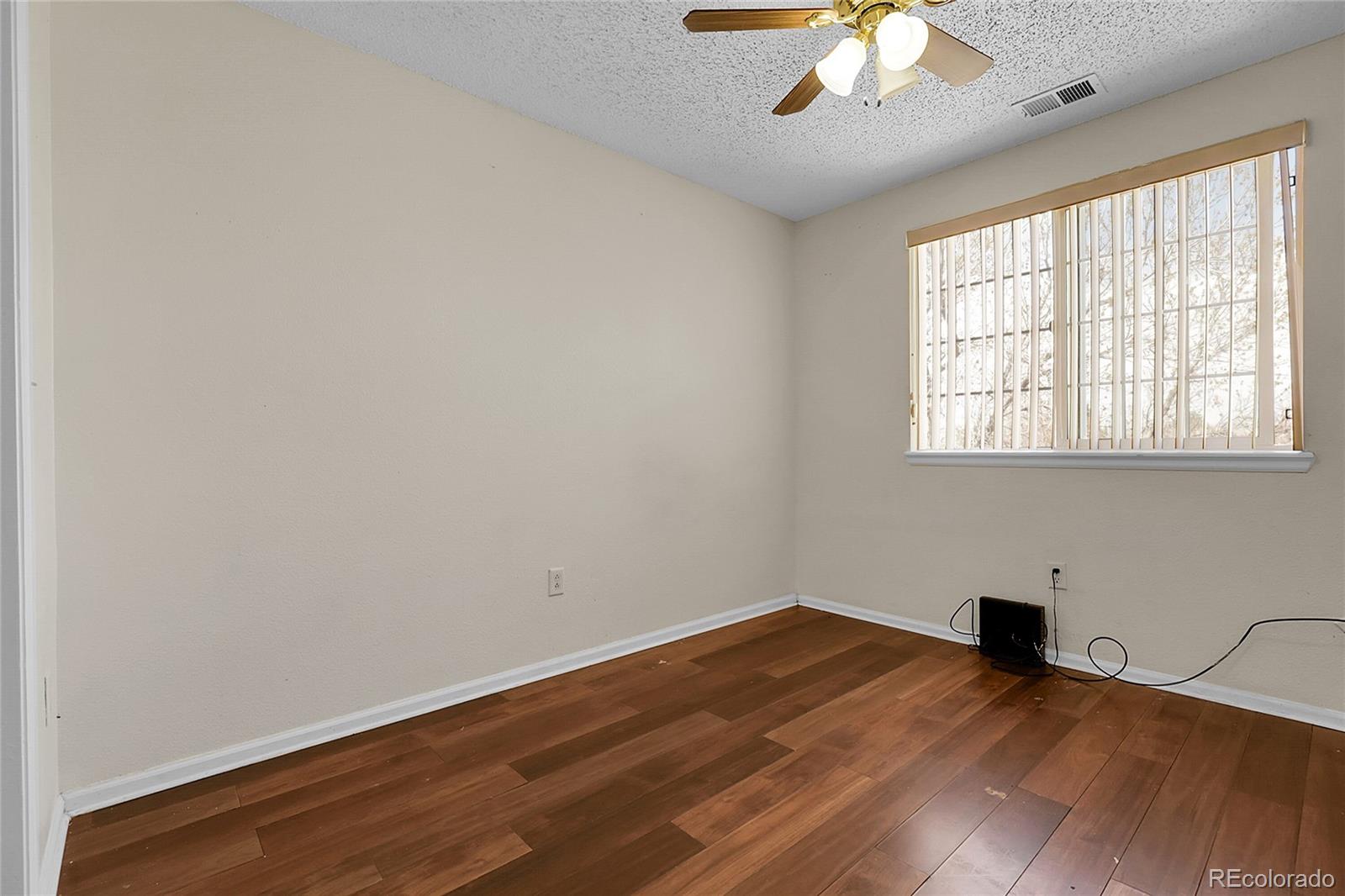 MLS Image #8 for 337  ivory circle,aurora, Colorado