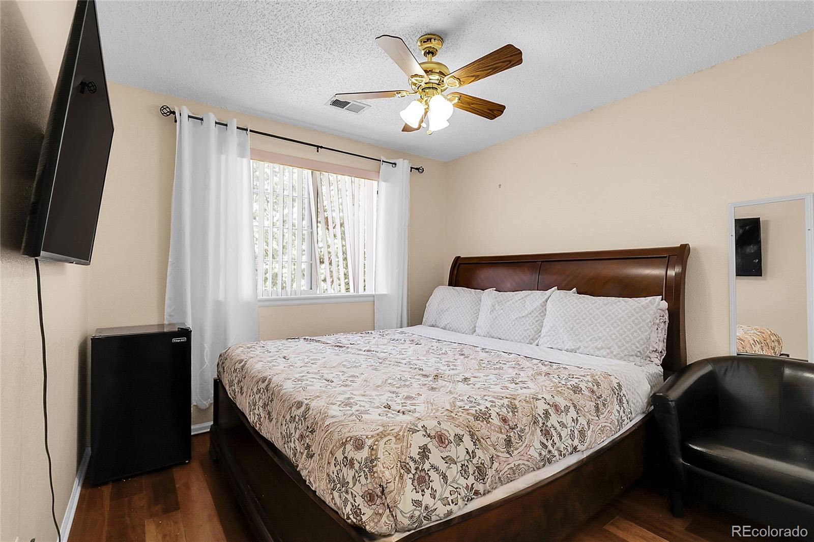 MLS Image #9 for 337  ivory circle,aurora, Colorado