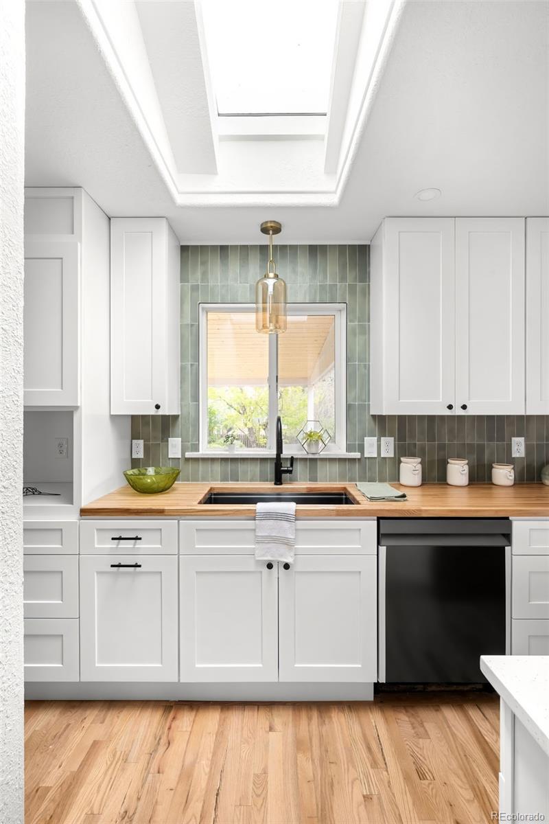 MLS Image #3 for 3089 s jasmine street,denver, Colorado