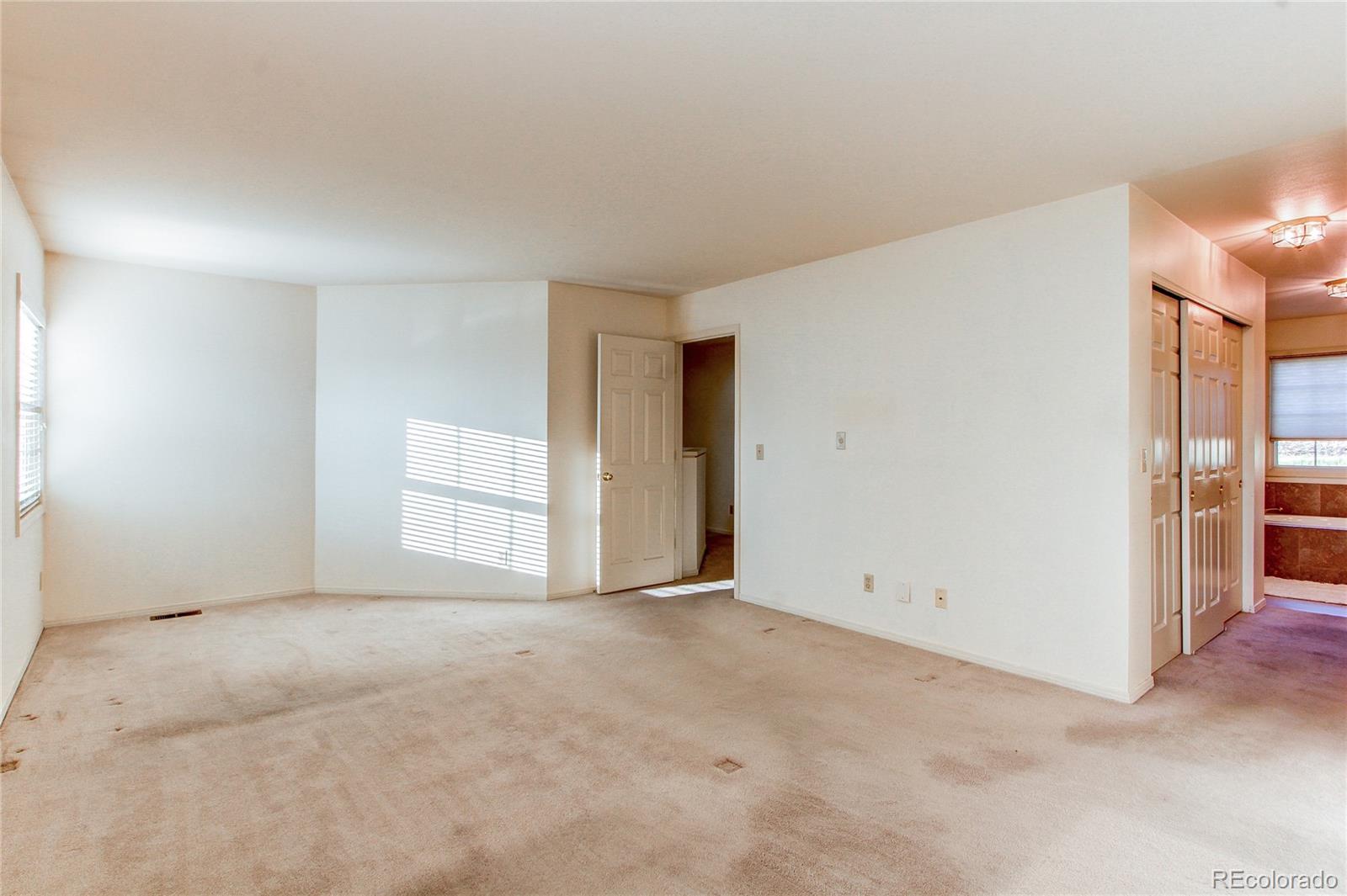 MLS Image #24 for 1530 s quebec way 29,denver, Colorado