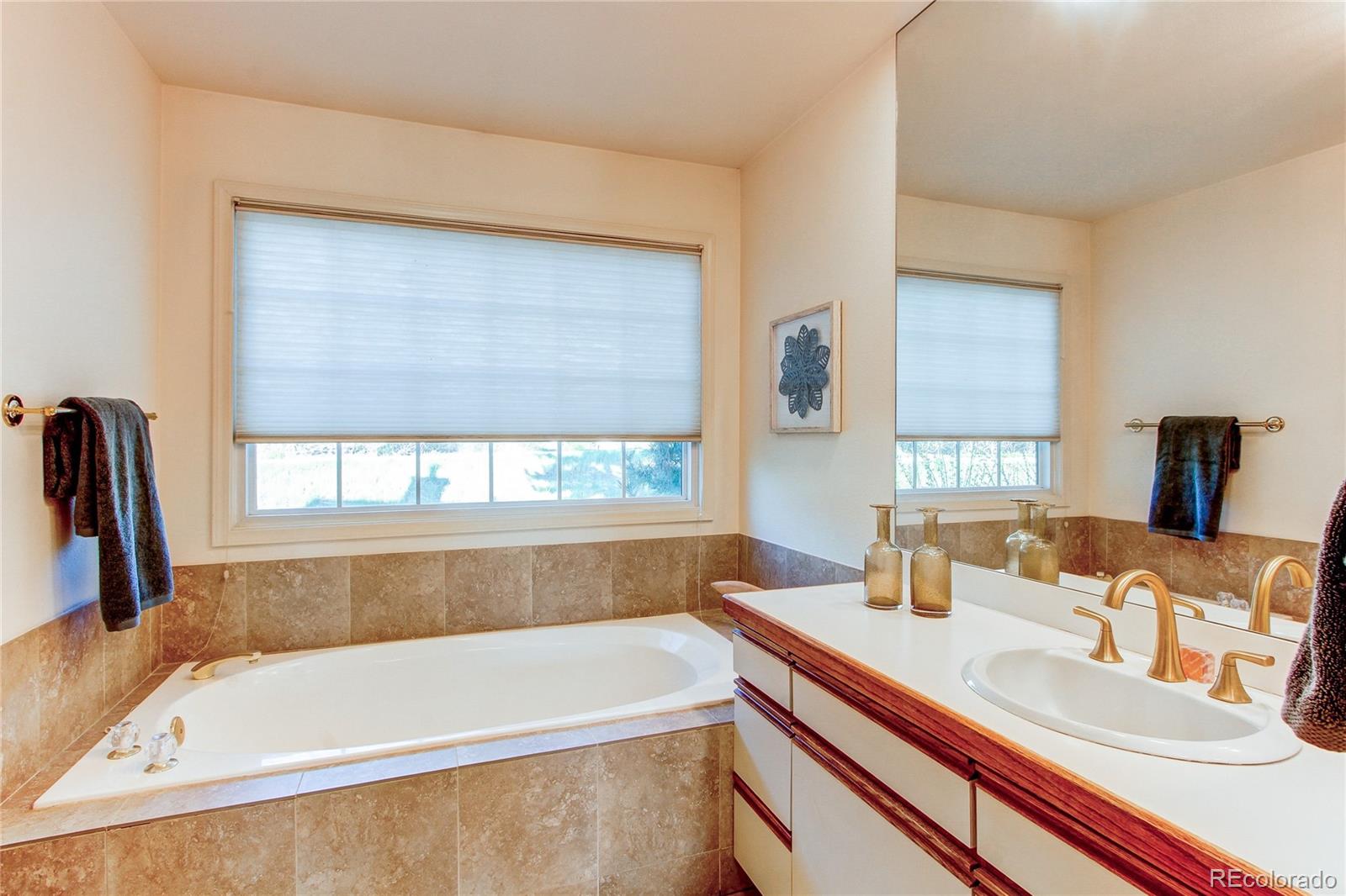 MLS Image #27 for 1530 s quebec way 29,denver, Colorado