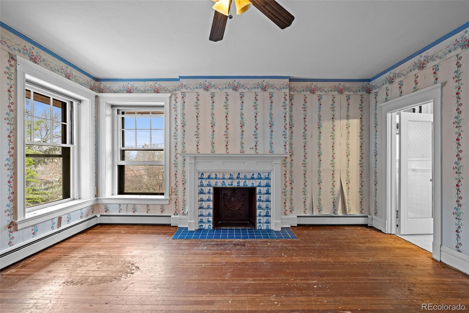 MLS Image #26 for 1317  birch street,denver, Colorado