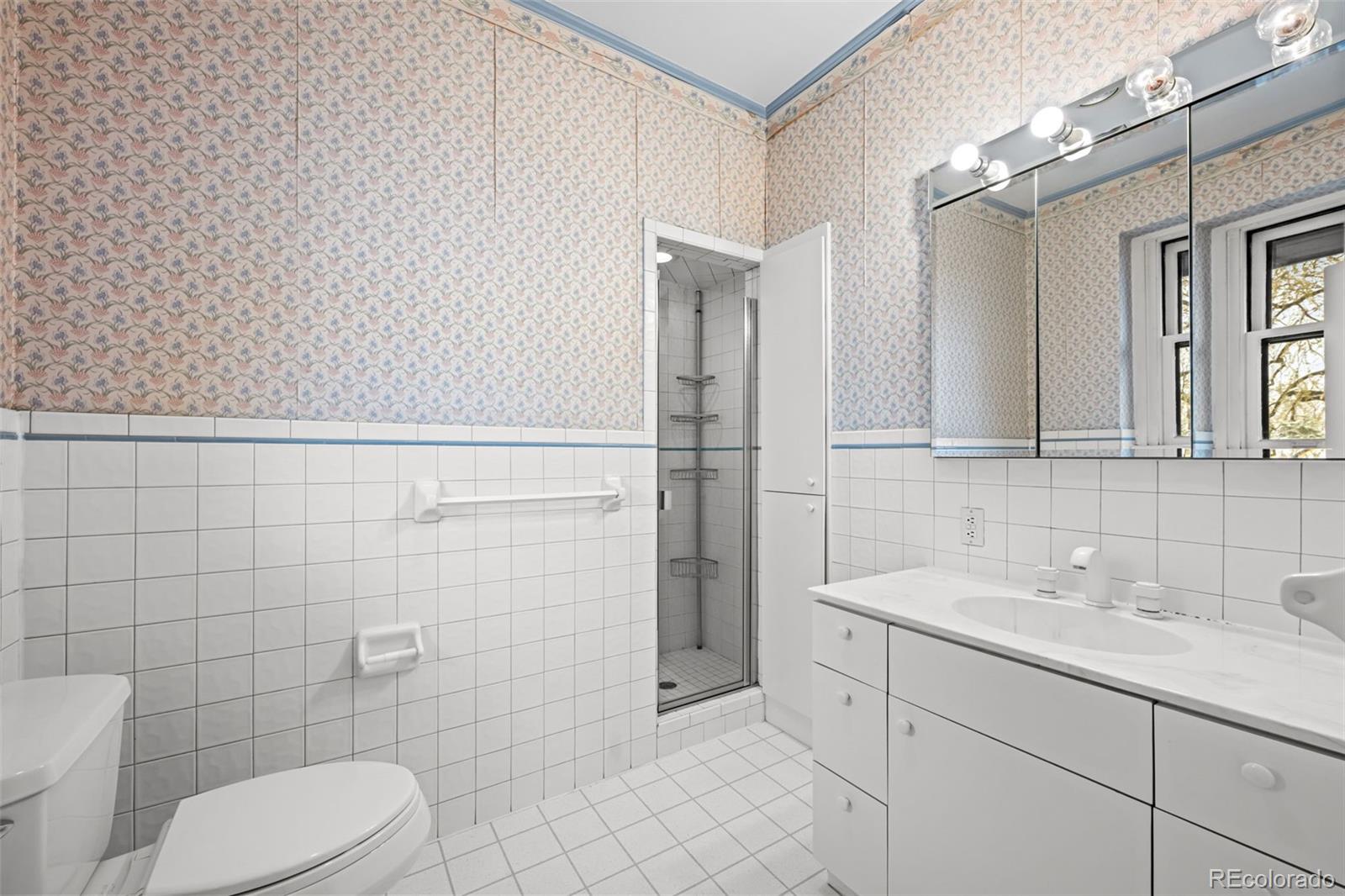 MLS Image #28 for 1317  birch street,denver, Colorado