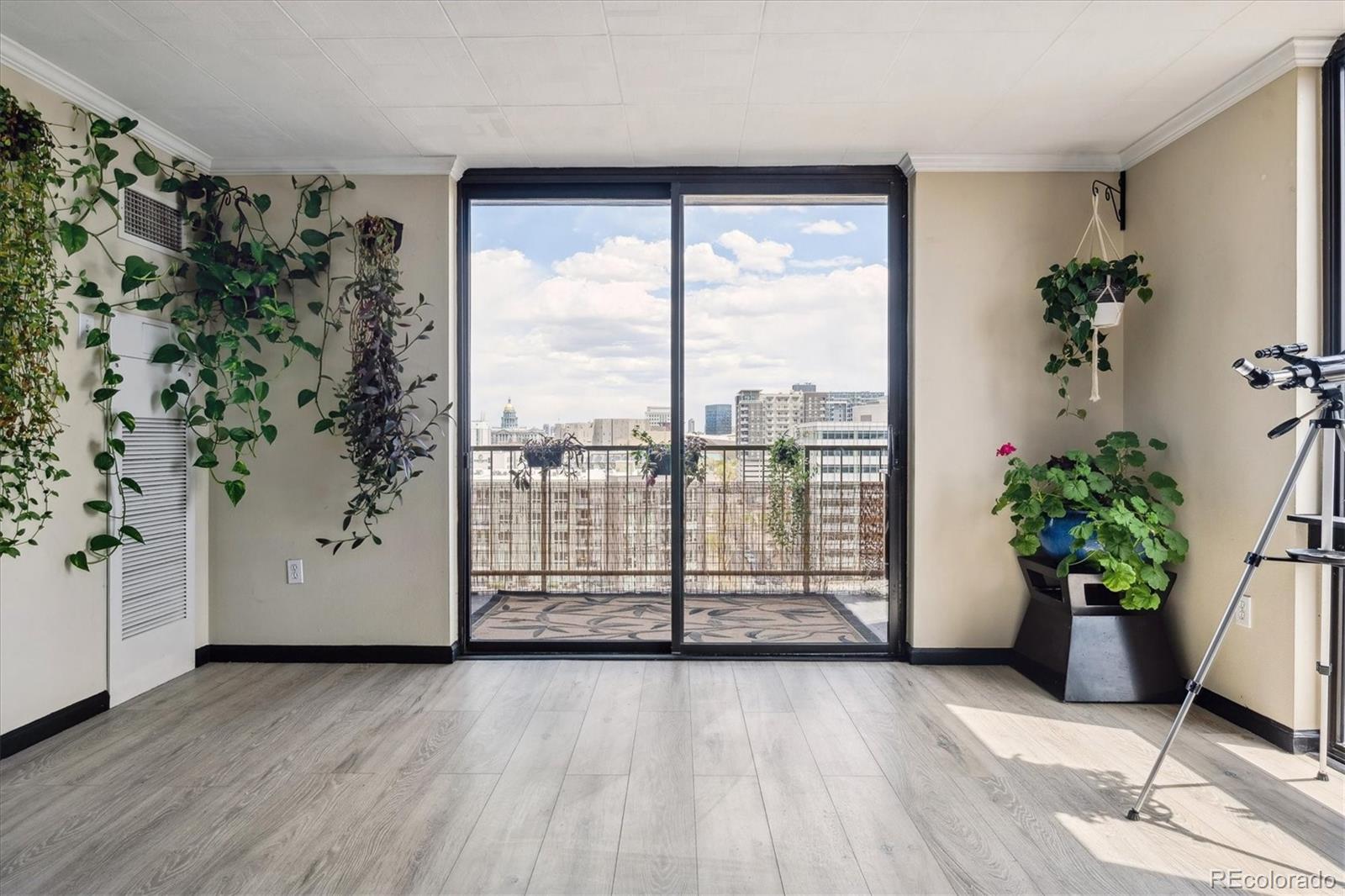 MLS Image #12 for 1301  speer boulevard,denver, Colorado