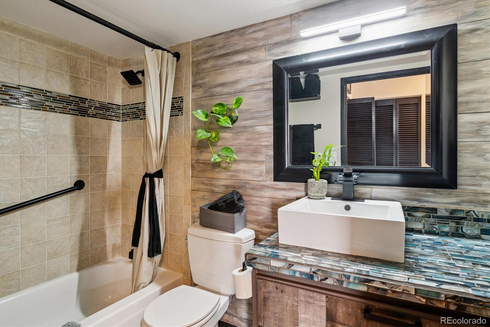 MLS Image #14 for 1301  speer boulevard,denver, Colorado