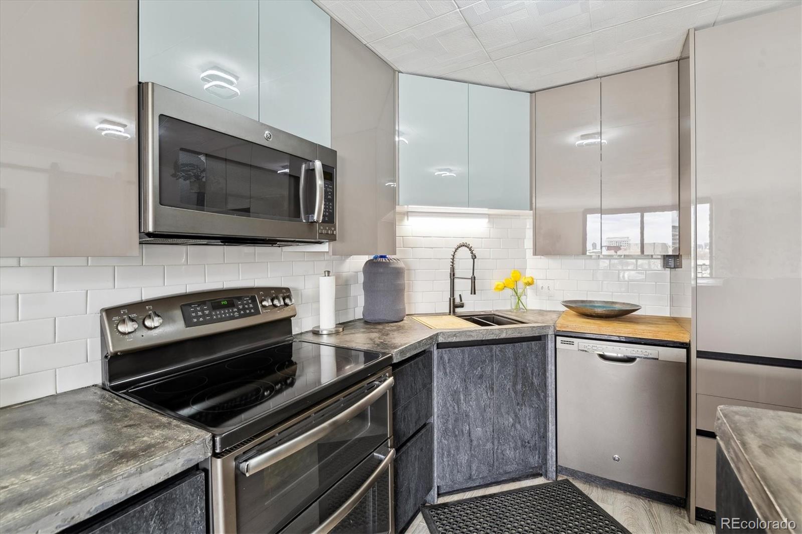 MLS Image #6 for 1301  speer boulevard,denver, Colorado