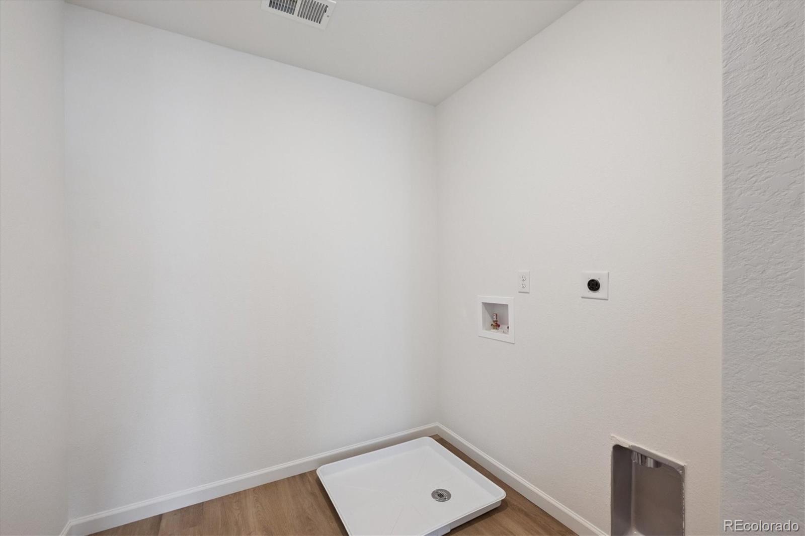 MLS Image #13 for 6994 e 126th drive,thornton, Colorado