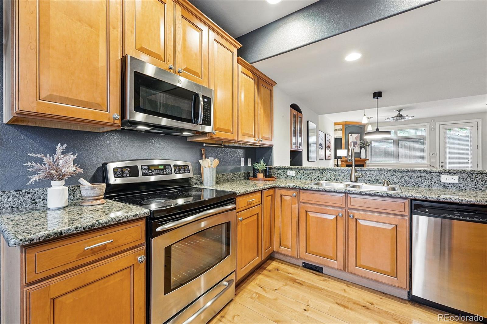 MLS Image #22 for 2319  decatur street,denver, Colorado