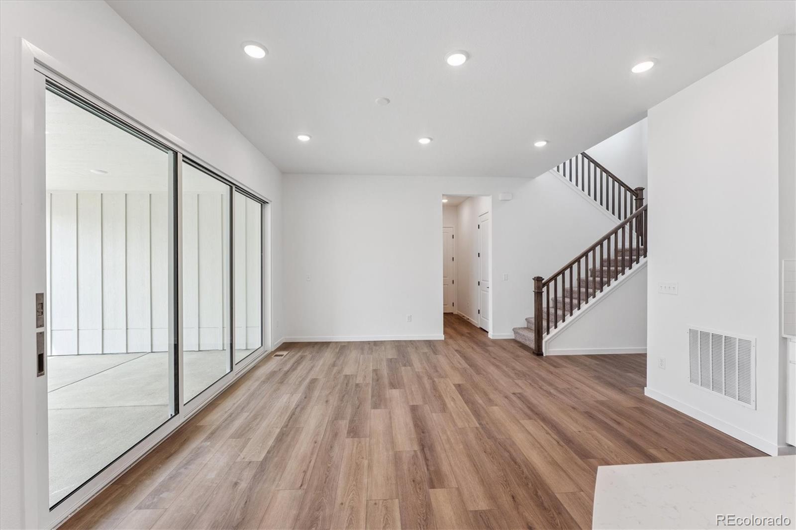 MLS Image #4 for 5500  tamarack avenue,firestone, Colorado
