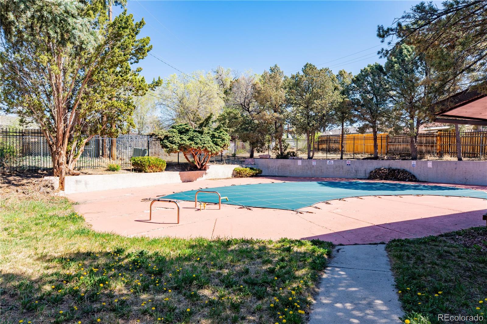 MLS Image #17 for 2902  airport road,colorado springs, Colorado