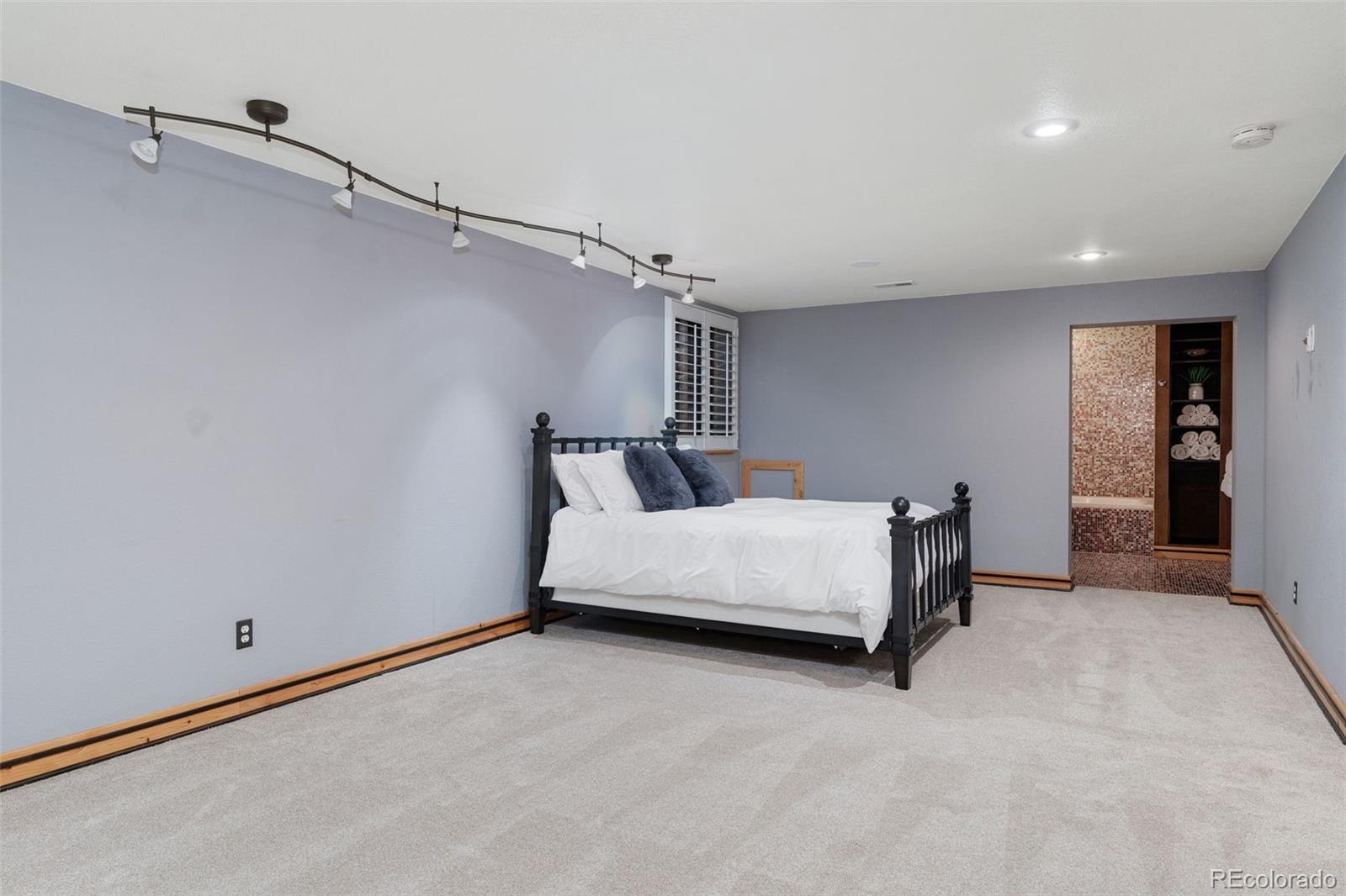 MLS Image #31 for 14582  homestead place,broomfield, Colorado