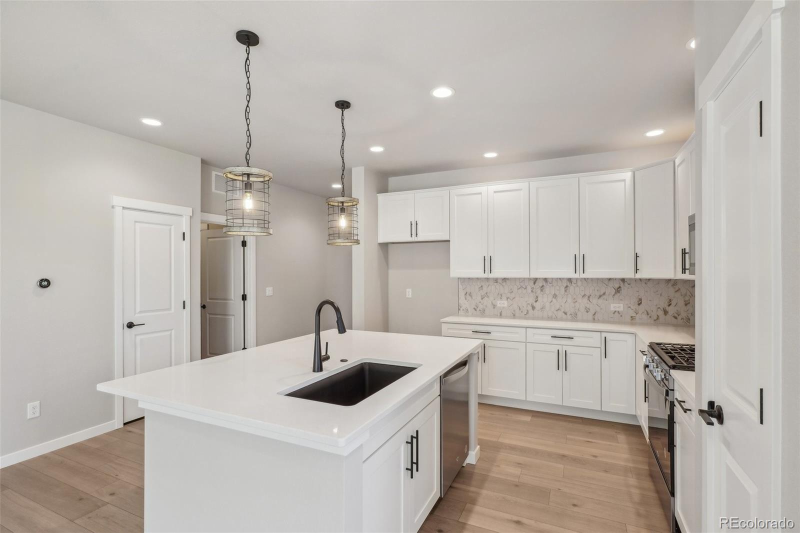 MLS Image #10 for 17673  brass buckle way,monument, Colorado