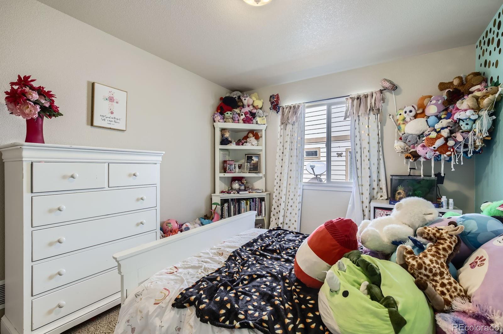 MLS Image #18 for 346  sunset drive,la salle, Colorado