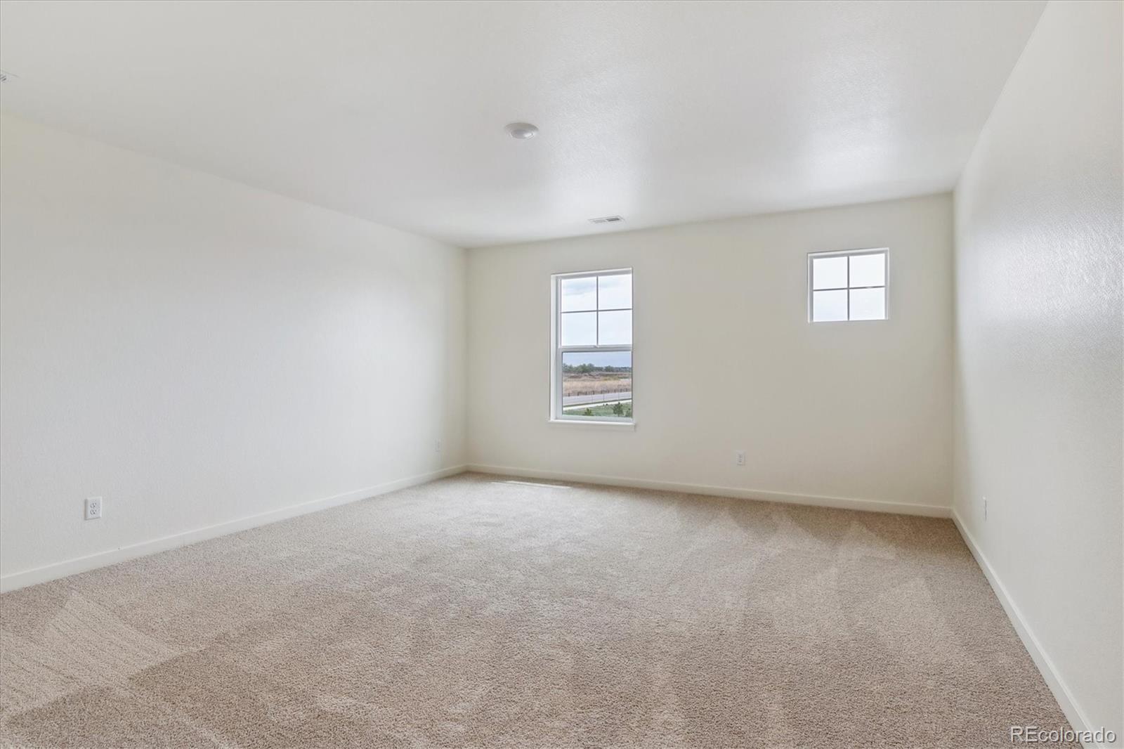 MLS Image #15 for 27574 e byers avenue,aurora, Colorado