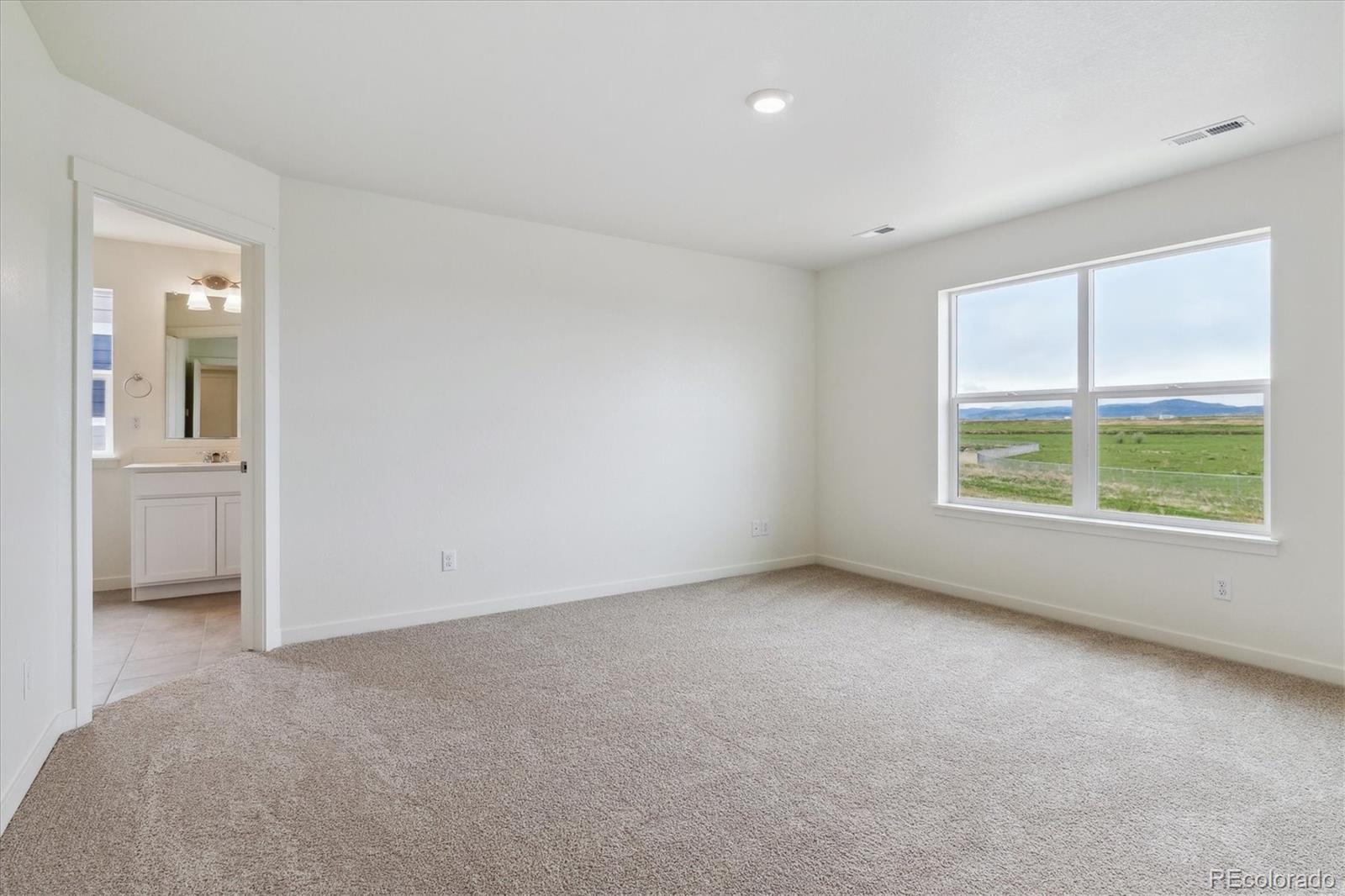 MLS Image #17 for 27574 e byers avenue,aurora, Colorado