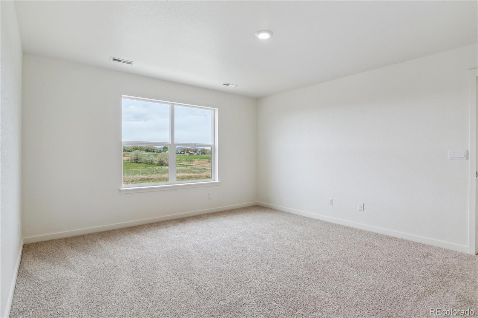 MLS Image #18 for 27574 e byers avenue,aurora, Colorado