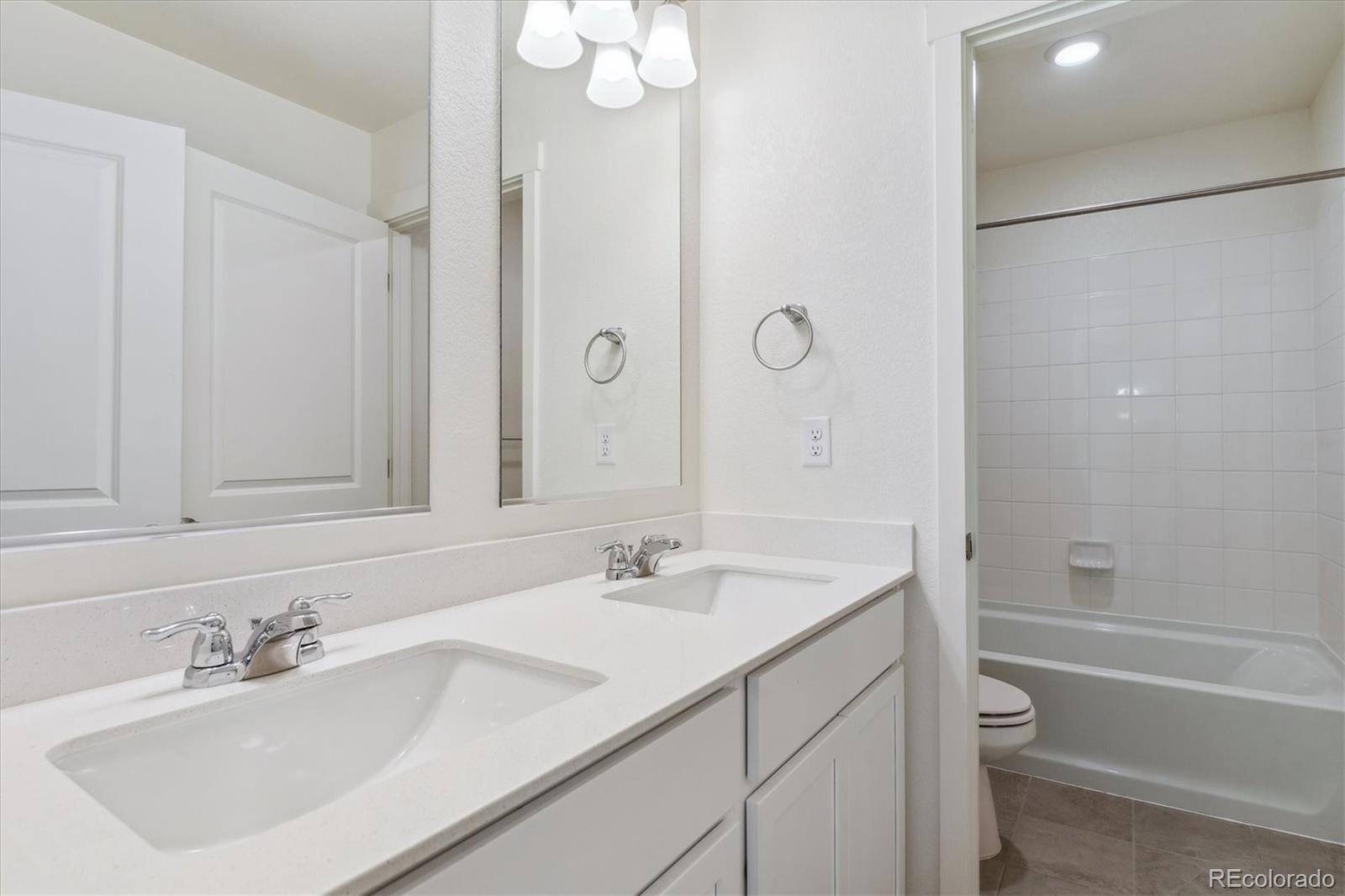 MLS Image #22 for 27574 e byers avenue,aurora, Colorado