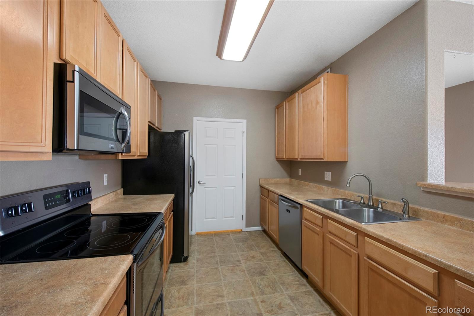 MLS Image #10 for 15700 e jamison drive,englewood, Colorado